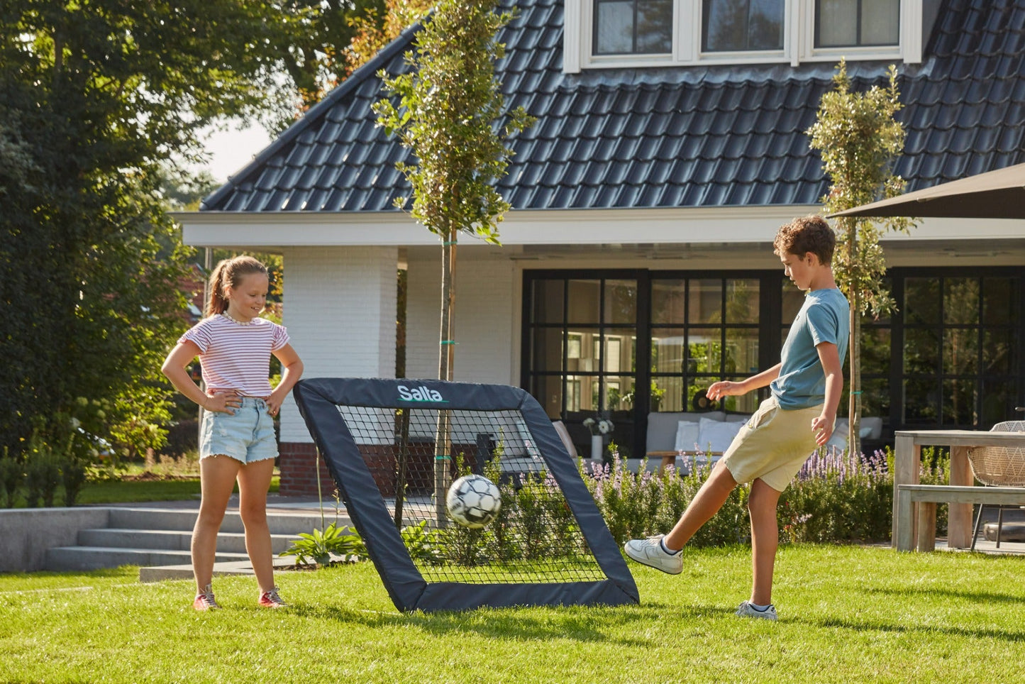 Salta 164cm x 164cm Motion Rebounder